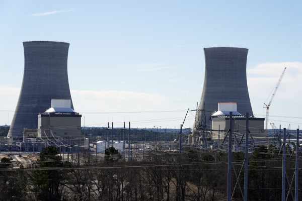 ▲미국 조지아주 웨인즈버러에 위치한 원자력발전소의 모습이 보인다. 웨인즈버러(미국)/AP연합뉴스
