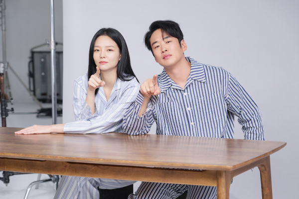 ▲'LTNS' 포스터 촬영 비하인드컷(사진제공=매니지먼트mmm)