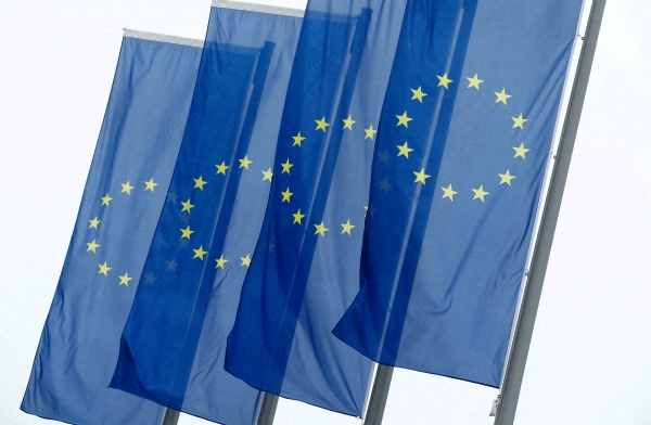 ▲2020년 7월 8일 독일 프랑크푸르트의 유럽중앙은행(ECB) 본부 앞에 유럽연합(EU) 깃발이 휘날리고 있다. 프랑크푸르트(독일)/로이터연합뉴스

