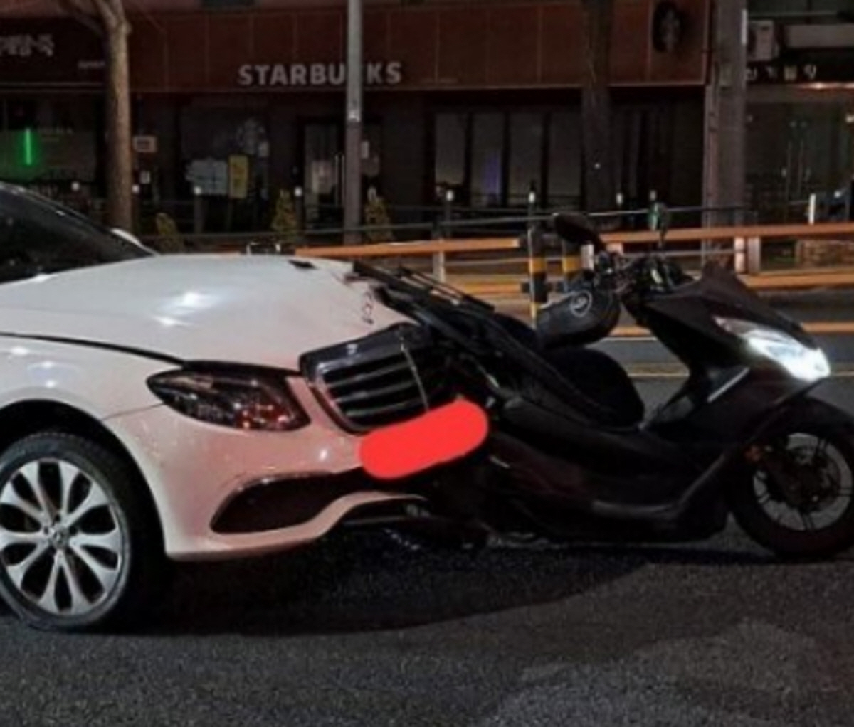 ▲(출처=온라인 커뮤니티 ‘에펨코리아’)