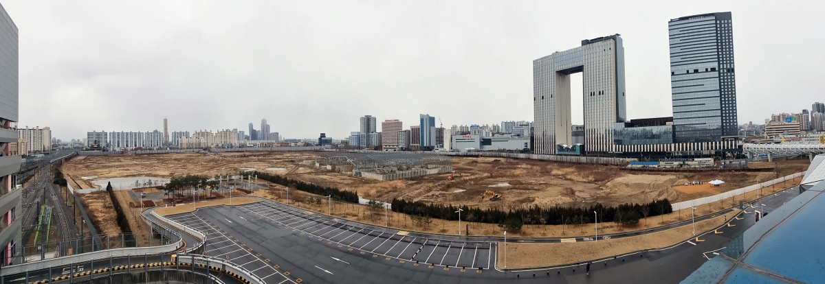 ▲서울시가 ‘용산국제업무지구 개발계획’을 마련하고 본격 사업을 추진한다고 5일 밝혔다. 사진은 개발예정지인 서울 용산구 용산정비창 일대. 신태현 기자 holjjak@