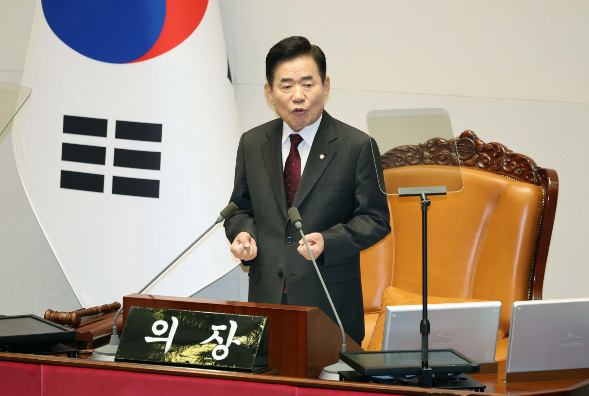 ▲김진표 국회의장이 19일 서울 여의도 국회에서 열린 제413회 국회(임시회) 개회식에서 개회사를 하고 있다. 신태현 기자 holjjak@