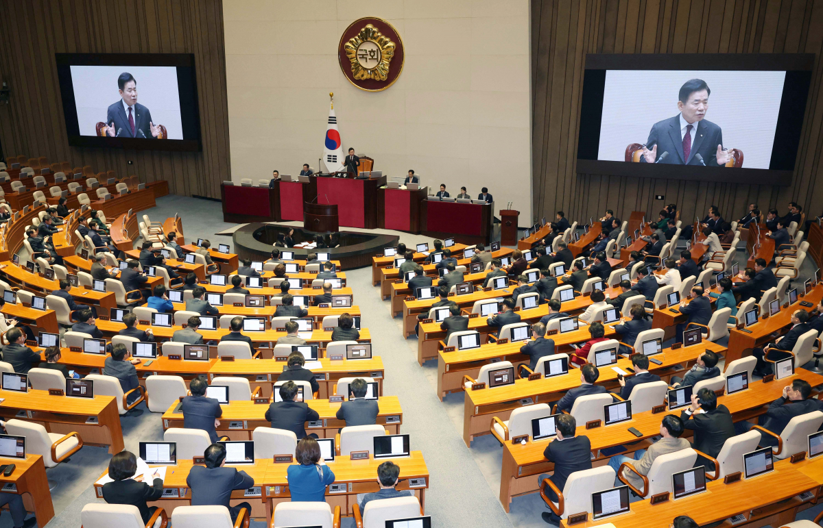 ▲김진표 국회의장이 19일 서울 여의도 국회에서 열린 제413회 국회(임시회) 개회식에서 개회사를 하고 있다. 신태현 기자 holjjak@