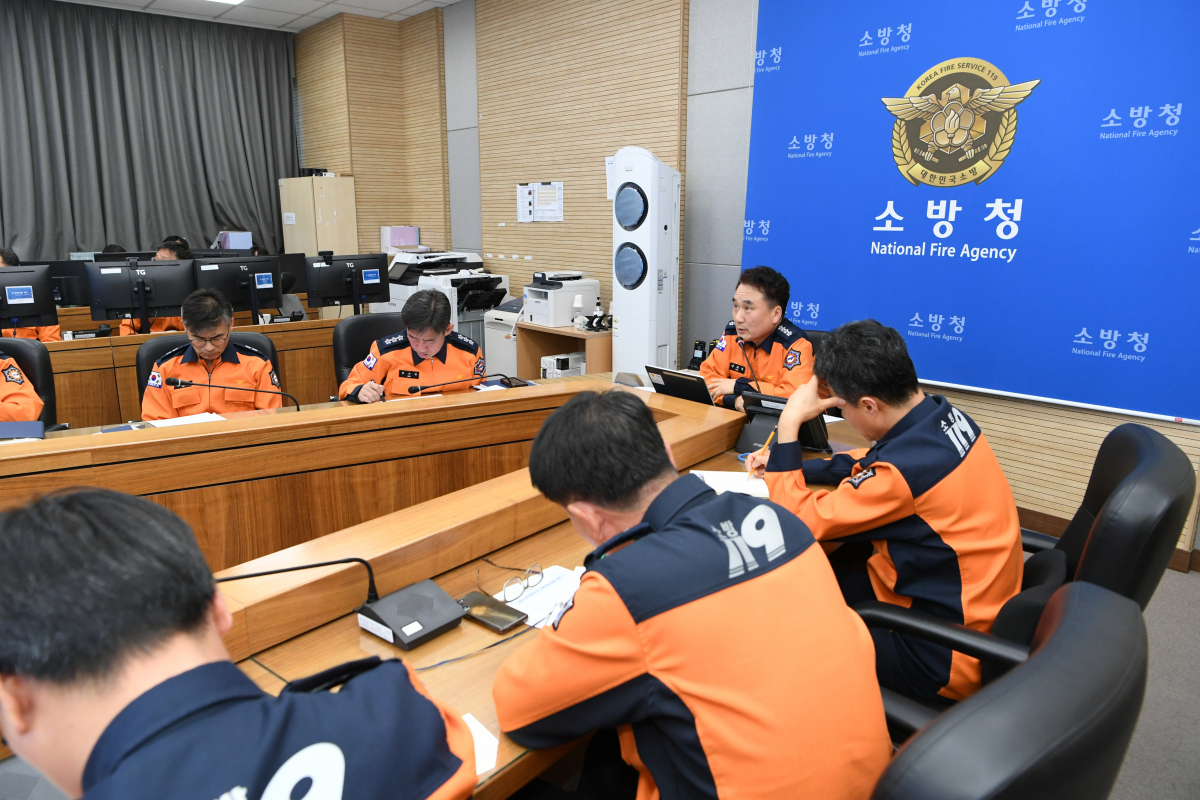 ▲남화영 소방청장이 19일 세종시 소방청에서 열린 의료계 집단행동 대비 전국 소방본부장회의를 주재하고 있다.(연합뉴스)