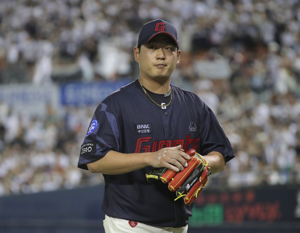 ▲롯데 자이언츠 투수 나균안 (뉴시스)