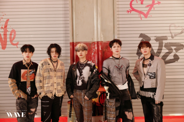 ▲위아이 (사진 = 위엔터테인먼트 제공)