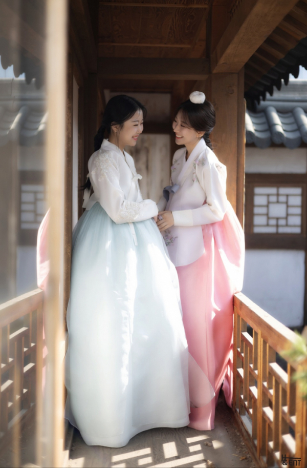 ▲정슬, 진혜언(사진제공=에이치앤이엔티)