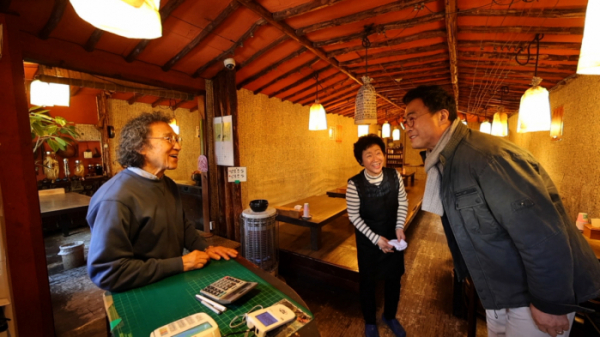 ▲'동네 한 바퀴' 서울 압구정동, 신사동(사진제공=KBS 1TV)