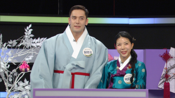 ▲줄리엔강, 박지은 부부(사진제공=KBS)