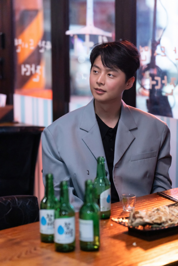 ▲임현수 (사진=왓챠, FNC엔터테인먼트)