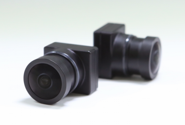 ▲LG이노텍이 개발한 자율주행용 ‘고성능 히팅 카메라 모듈’. (사진제공=LG이노텍)