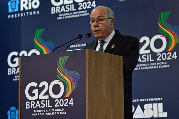 ▲마우루 비에이라 브라질 외교부 장관이 22일(현지시간) 브라질 리우데자네이루에서 열린 주요 20개국(G20) 외교장관 회의가 끝난 후 기자회견을 하고 있다. 리우데자네이(브라질)/AFP연합뉴스
