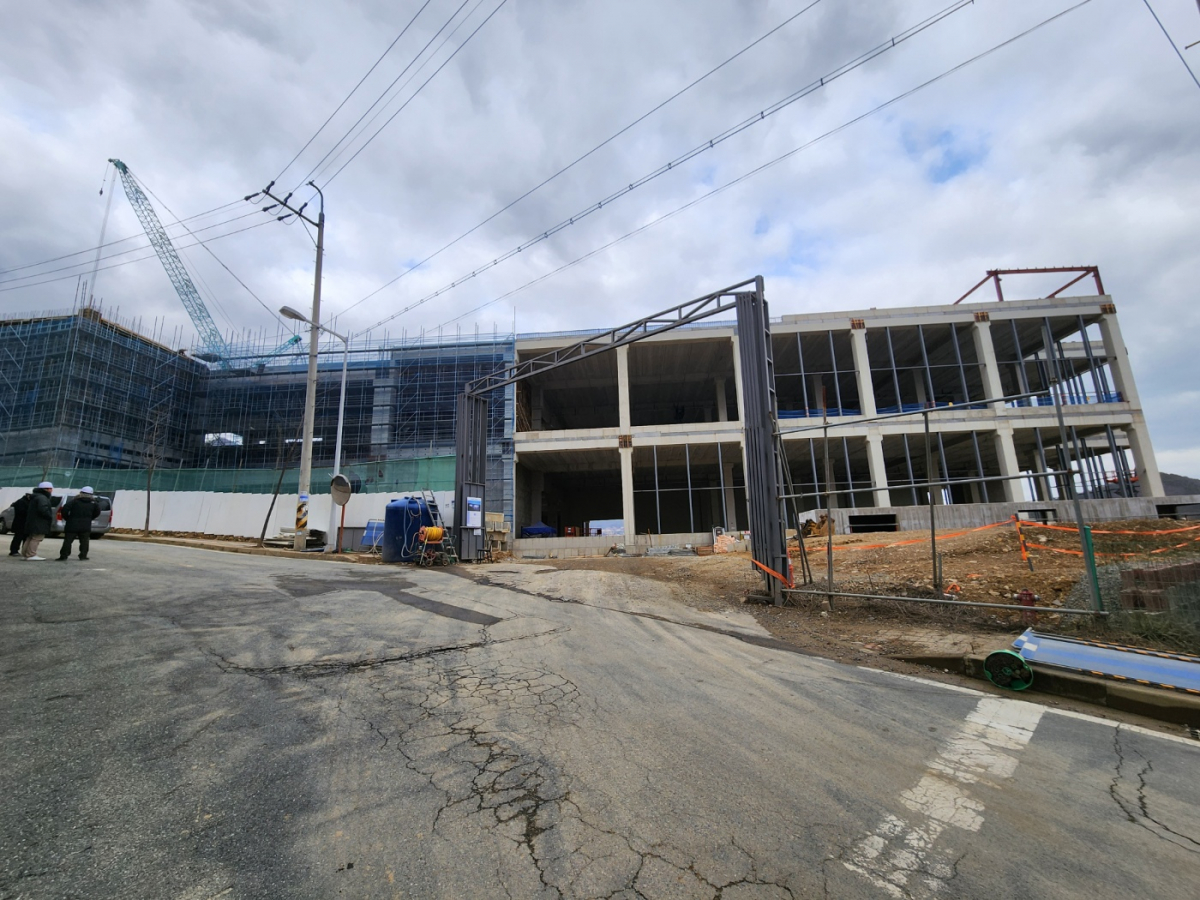 ▲경남 양산에 지어지고 있는 복합물류센터 공사현장 모습. (사진=허지은 기자 hje@)