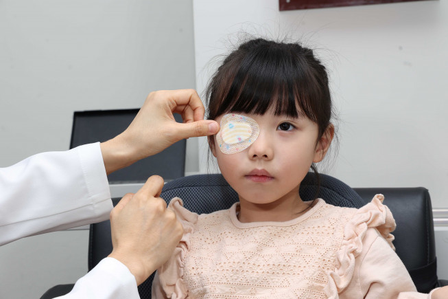 Amblyopia Treatment Success Rate Drops with Age: Importance of Early Detection and Treatment