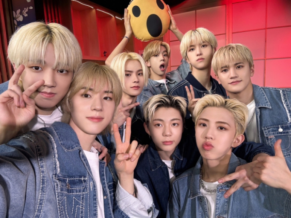 ▲에잇턴 (사진 = MNH엔터테인먼트 제공)