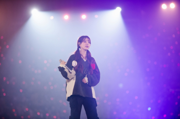 ▲가수 아이유(사진제공=EDAM엔터테인먼트)