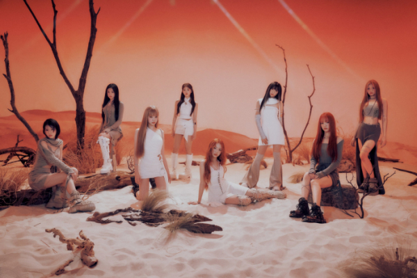 ▲유니스 단체 콘셉트 포토(사진제공=F&F엔터테인먼트)