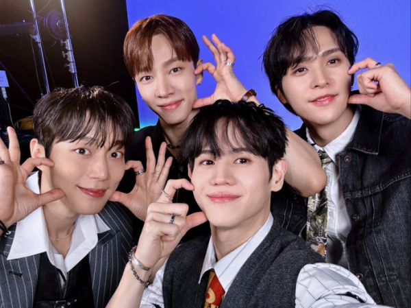 ▲하이라이트(사진 = 어라운드어스 제공)