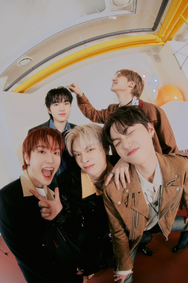 ▲캐치더영(사진 = 에버모어엔터테인먼트 제공)