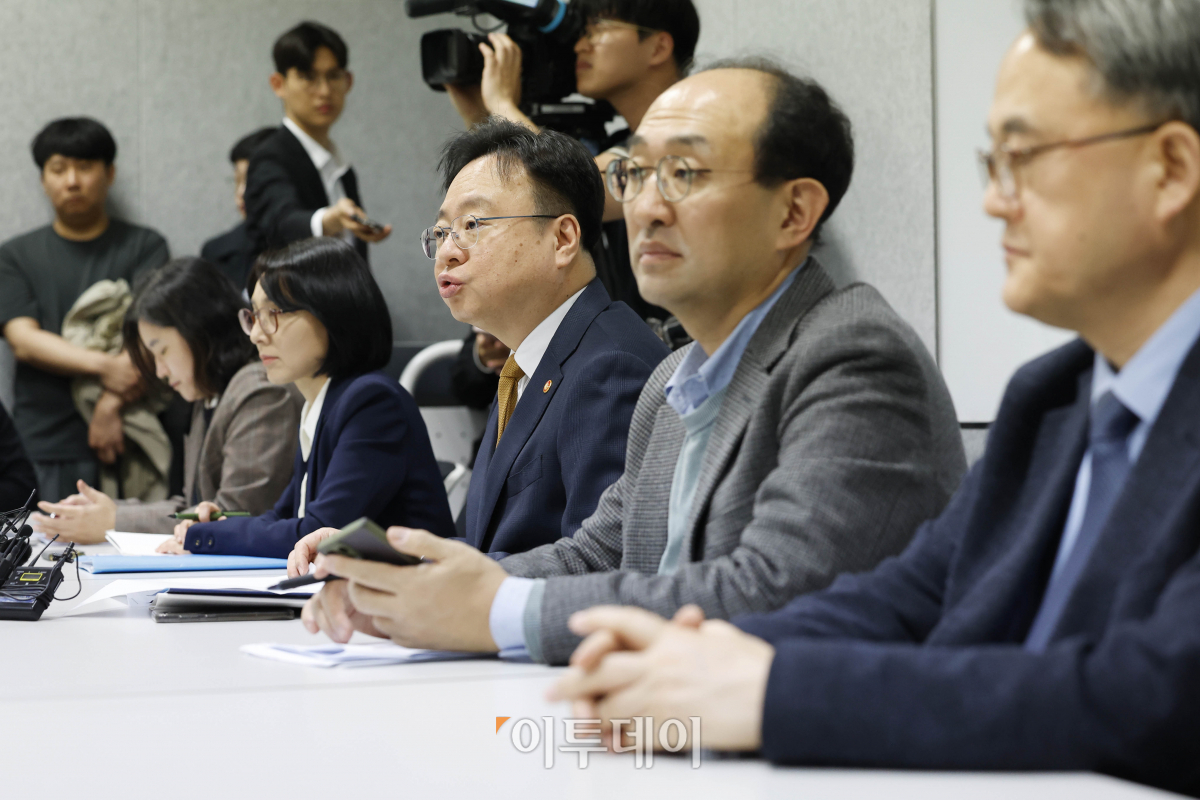 ▲조규홍 보건복지부 장관이 4일 서울 중구 서울시티타워에서 열린 환자단체 간담회에서 모두발언을 하고 있다. 조현호 기자 hyunho@