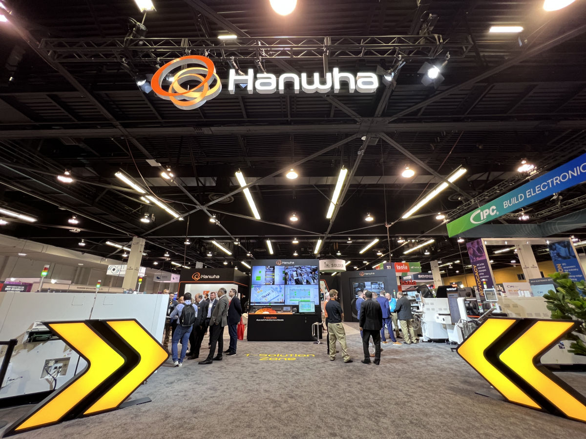 ▲한화정밀기계가 ‘IPC APEX 엑스포 2024’ 전시에 참가해 범용 고속 칩마운터 및 소프트웨어 솔루션을 선보였다. (사진제공=한화정밀기계)