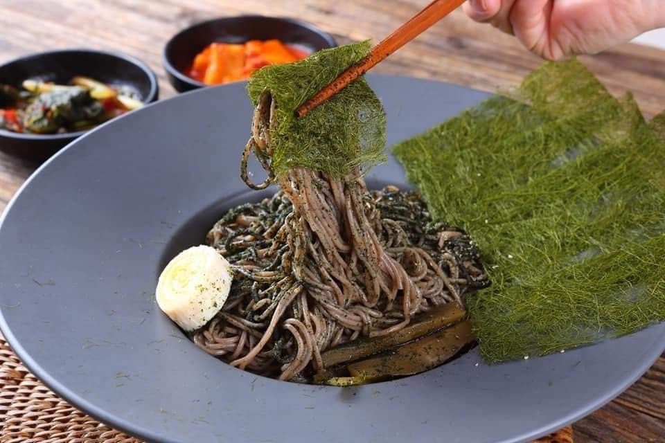 (출처='뱅뱅막국수' 네이버 플레이스 )