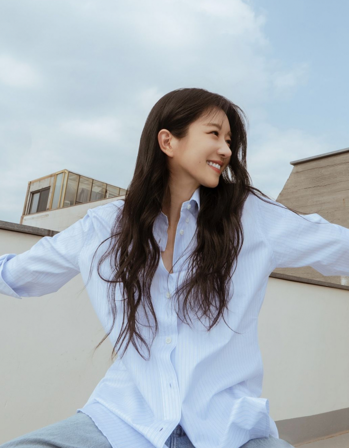 Seo Ye-ji, 3 years after the gaslighting controversy…  Resumption of SNS activities ‘Bright smile’