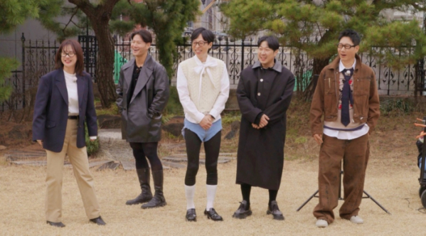 ▲'런닝맨' 팬츠리스룩(사진제공=SBS)