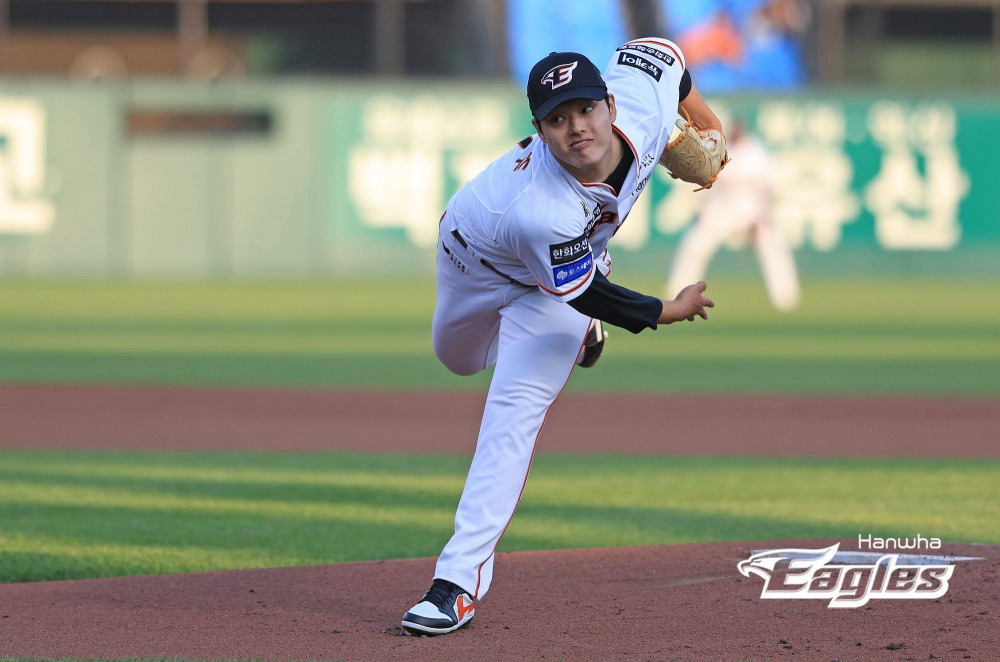 ▲21일 대전 한화생명이글스파크에서 열린 2024 프로야구 KBO리그 LG 트윈스와 한화 이글스의 경기. 한화 선발 투수 문동주가 역투하고 있다. (사진제공=한화 이글스)
