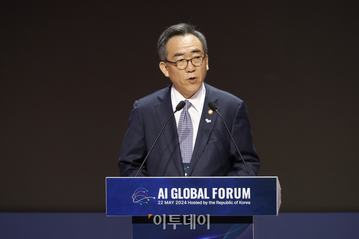 ▲조태열 외교부 장관이 22일 서울 성북구 한국과학기술연구원(KIST)에서 열린 AI 글로벌 포럼 개회식에서 개회사를 하고 있다. 조현호 기자 hyunho@