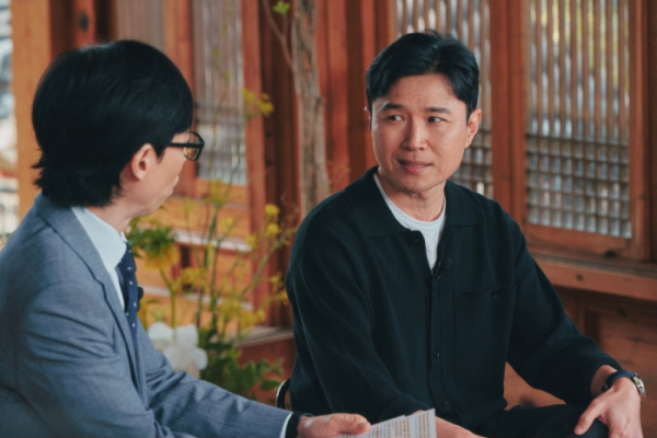 ▲황상민 음악감독(오른쪽)(사진제공=tvN)