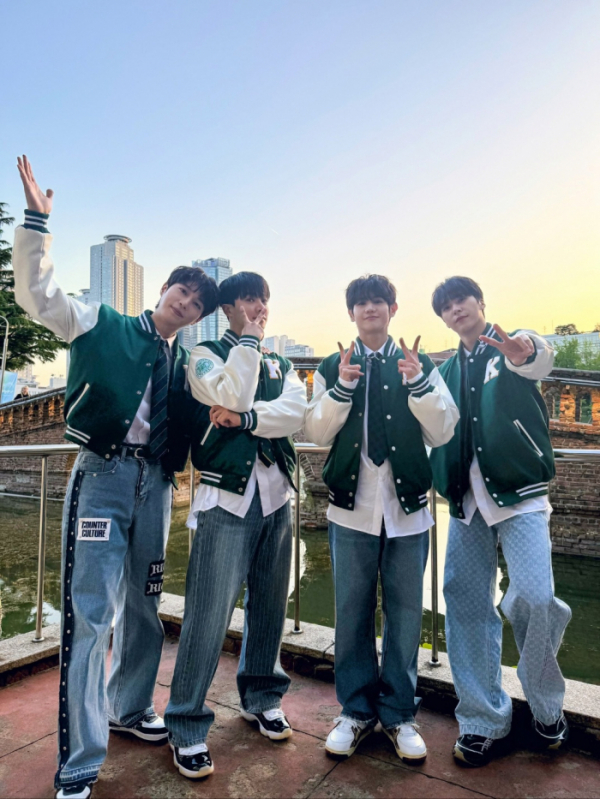 ▲하이라이트(사진 = 어라운드어스 제공)