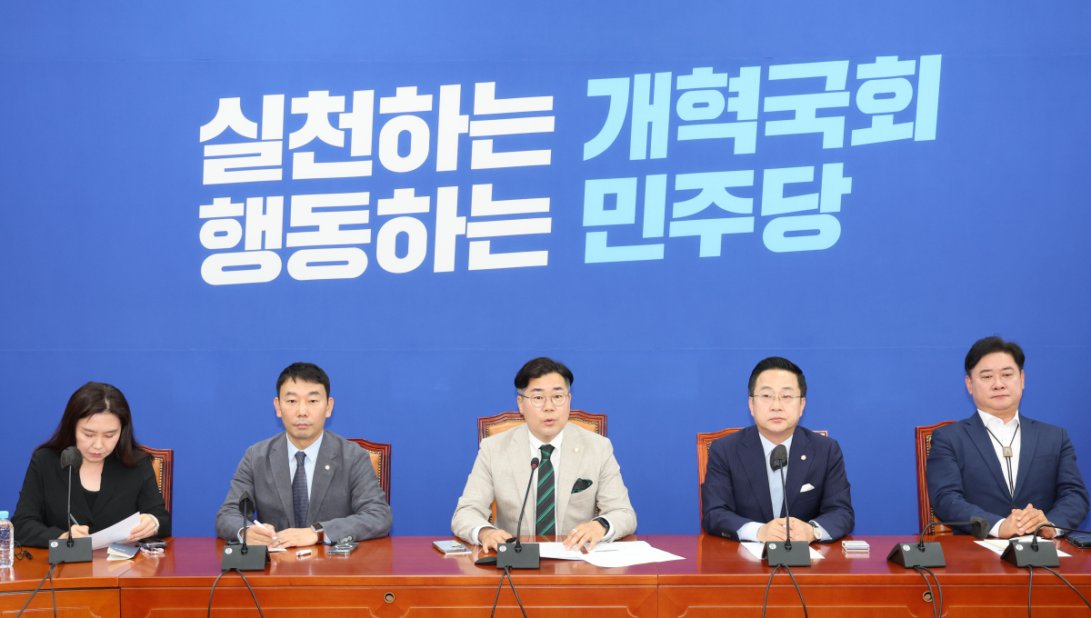 ▲박찬대 더불어민주당 원내대표가 2일 오전 서울 여의도 국회에서 열린 원구성 관련 기자 간담회에서 발언하고 있다. 2024.06.02.  (뉴시스)