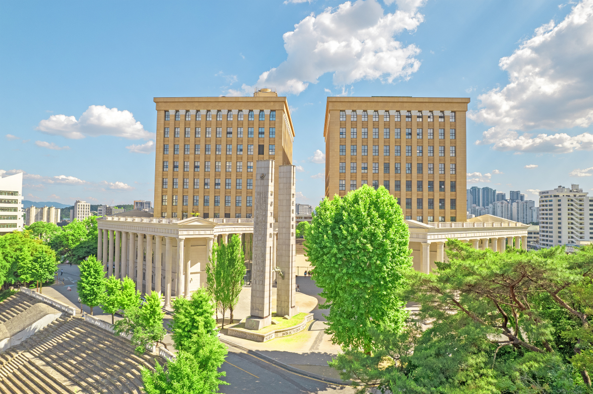 ▲경희대 정보디스플레이학과 학생들이 수업과 실습을 받는 이과대학 건물. 내년 미래정보디스플레이학부 학생들도 이과대학 건물에서 수업과 실습을 받게된다. (경희대)