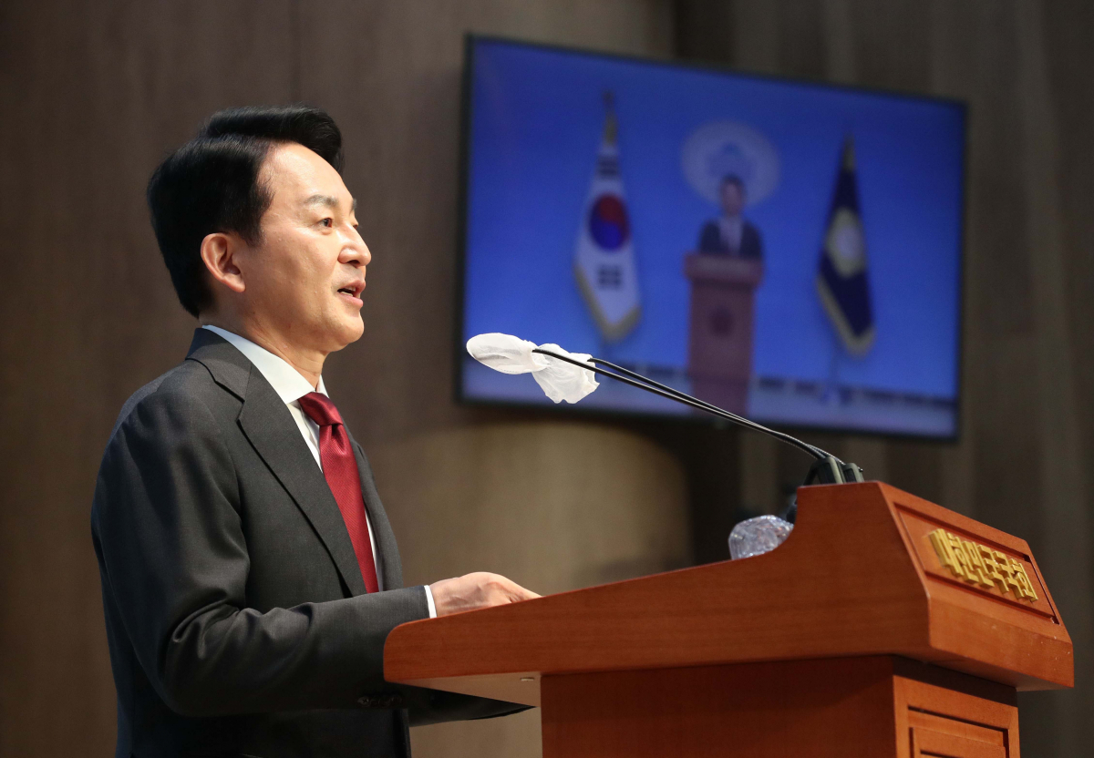 ▲원희룡 전 국토교통부 장관이 23일 서울 여의도 국회 소통관에서 국민의힘 당대표 출마선언을 하고 있다. 신태현 기자 holjjak@