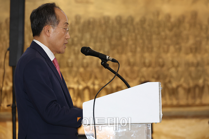 ▲추경호 국민의힘 원내대표가 24일 서울 여의도 국회 로텐더홀에서 국회 정상화를 위한 대국민 입장 발표를 하고 있다. 고이란 기자 photoeran@