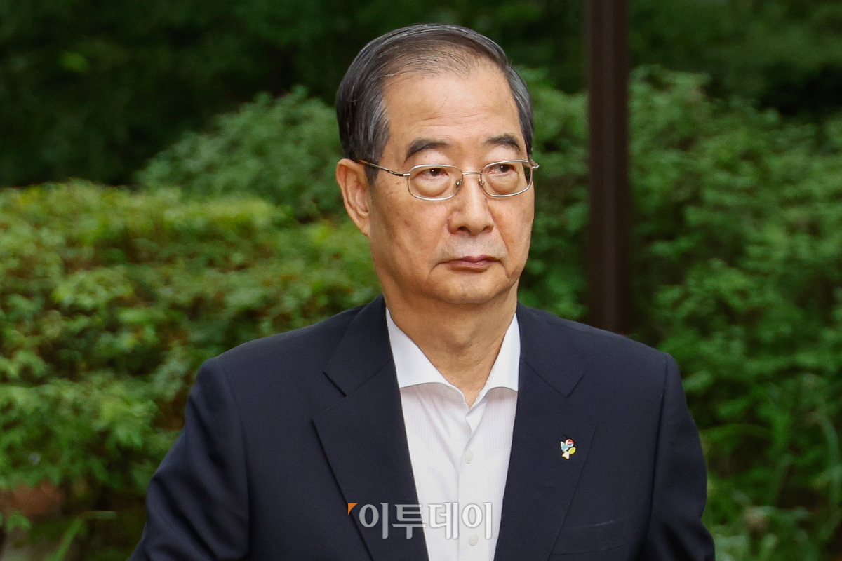 ▲한덕수 국무총리가 30일 서울 종로구 삼청동 국무총리공관에서 열린 제19차 고위당정협의회에 참석하고 있다. 조현호 기자 hyunho@