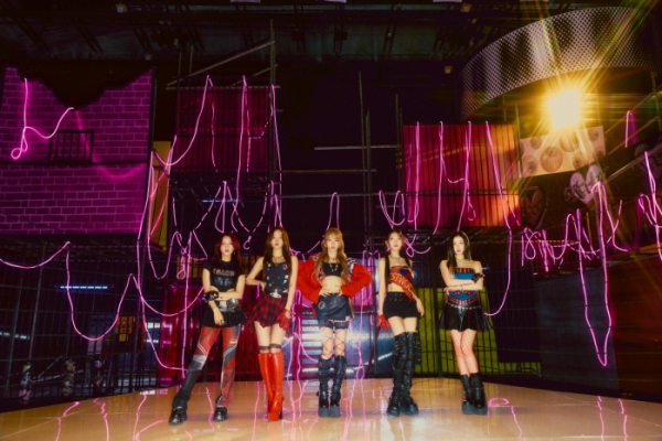 ▲WOOAH(우아)(사진 = THE엔터, SSQ엔터테인먼트 제공)