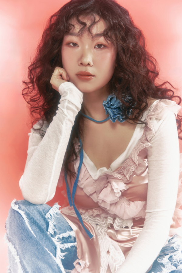 ▲김사월 (사진 = 유어썸머 제공)