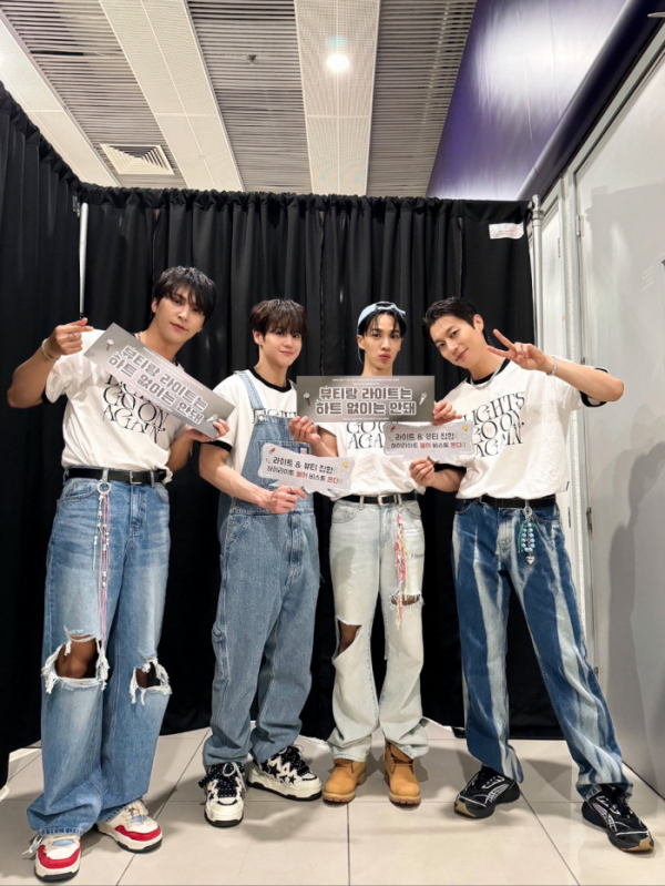 ▲하이라이트(사진 = 어라운드어스 제공)