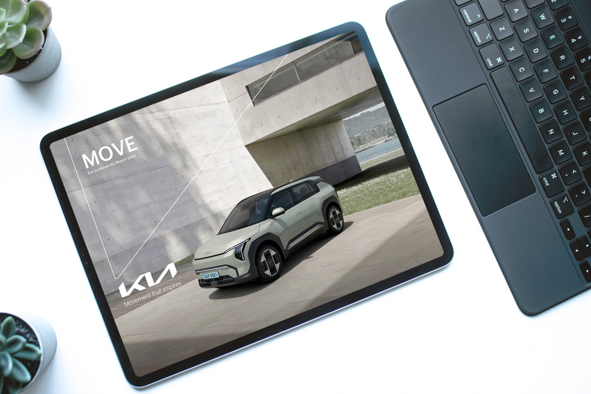 ▲기아가 지난 한 해 동안의 다양한 지속가능경영 성과와 ESG 관련 정보를 담은 2024년 지속가능경영 보고서 ‘MOVE’를 발간했다. (사진제공=기아)