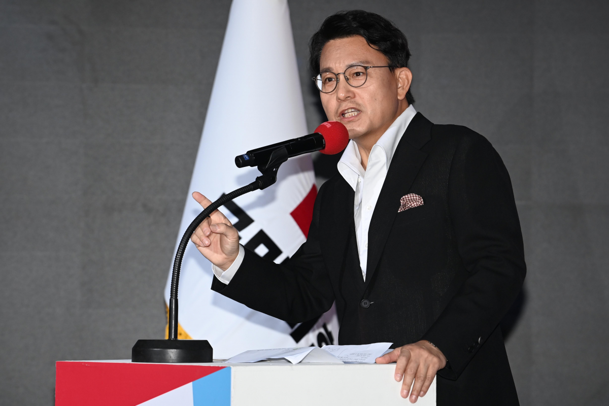 ▲국민의힘 윤상현 당대표 후보가 2일 오전 서울 강서구 ASSA아트홀에서 열린 ‘체인지 5분 비전발표회’에서 정견 발표를 하고 있다. 국회사진취재단