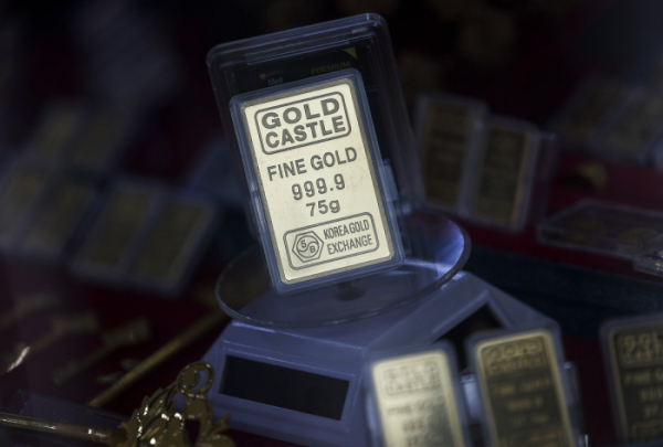 ▲서울 종로구의 금은방에 금 제품이 진열되어 있다. 출처 뉴시스