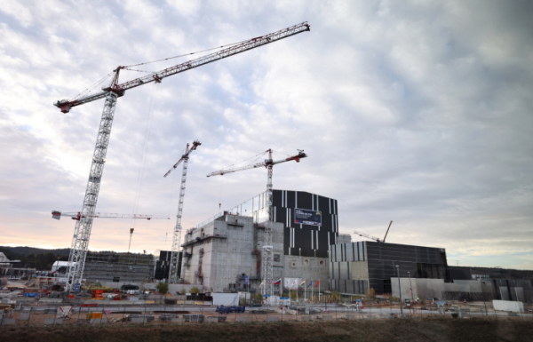 ▲프랑스 생폴레뒤랑스에서 지난해 12월 1일(현지시간) 국제핵융합실험로(ITER)가 건설되고 있다. 생폴레뒤랑스(프랑스)/신화뉴시스