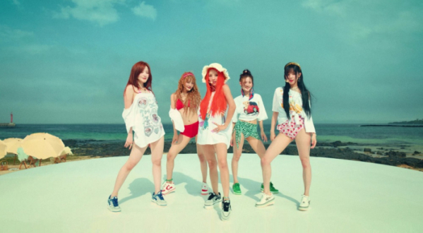 ▲'클락션' 퍼포먼스 비디오(사진제공=큐브엔터테인먼트)