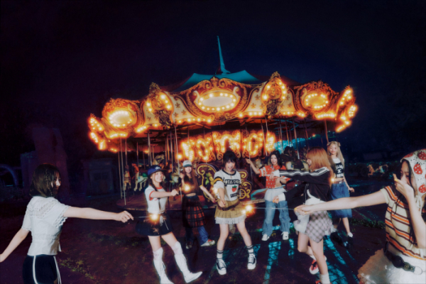 ▲유니스 단체 콘셉트 포토(사진제공=F&F엔터테인먼트)