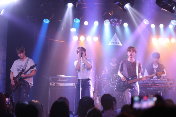 ▲캐치더영(사진 = 에버모어엔터테인먼트 제공)