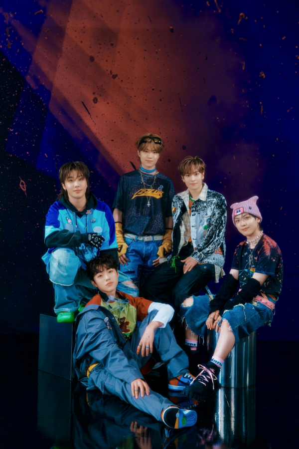 ▲캐치더영(사진 = 에버모어엔터테인먼트 제공)