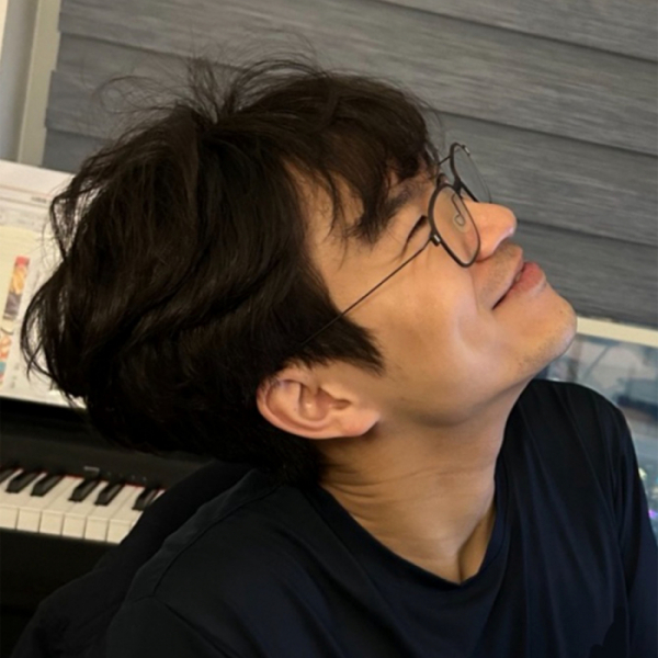 ▲윤석원 (사진=(주)문화인 제공)