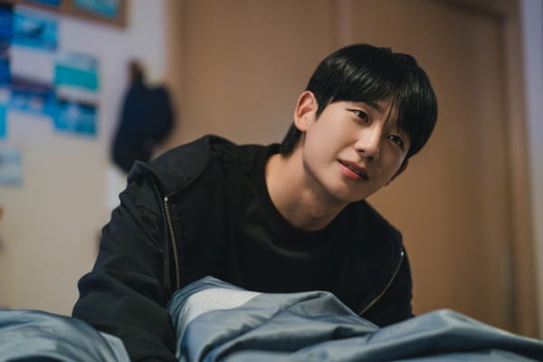 ▲‘엄마친구아들’ 정해인(사진제공=tvN)